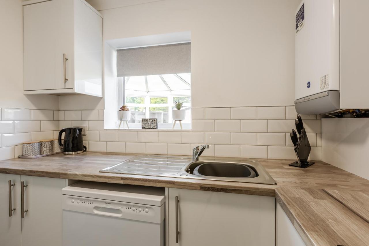 Curlew - 3 Bedrooms Wi-Fi, Parking, Contractors Thornton  Экстерьер фото
